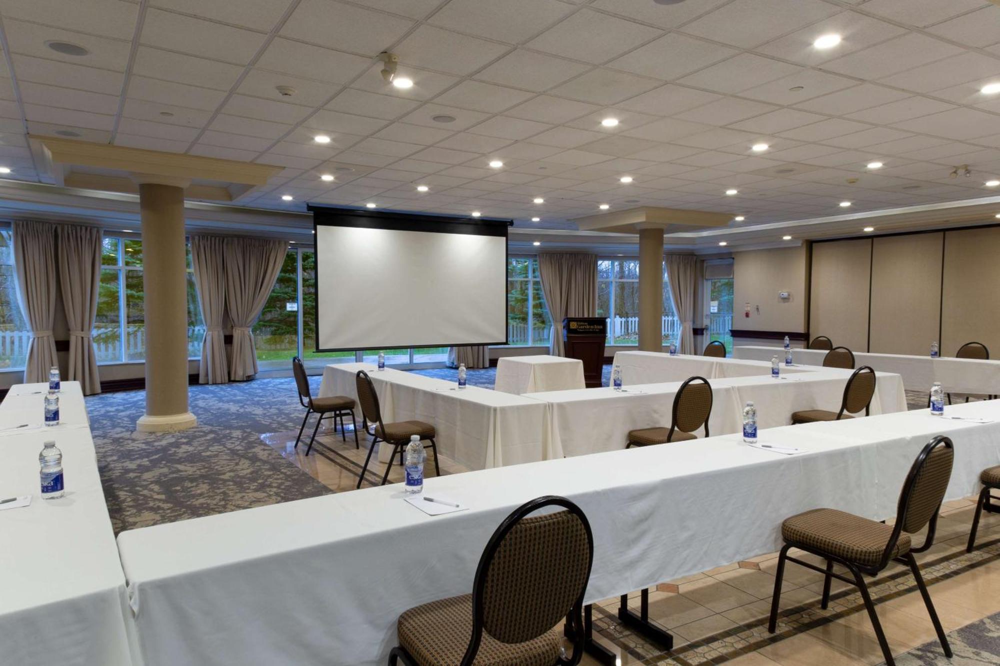 Hilton Garden Inn Niagara-On-The-Lake Exterior foto