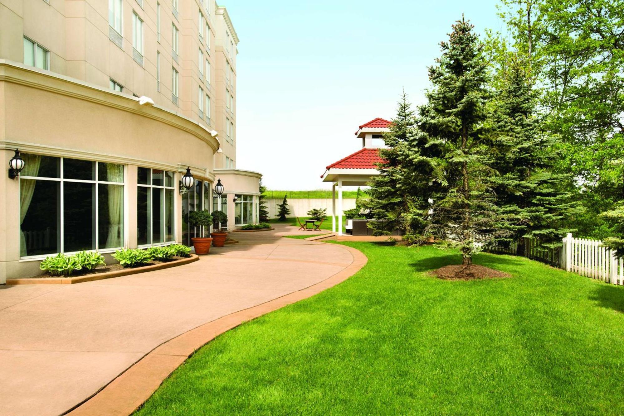 Hilton Garden Inn Niagara-On-The-Lake Exterior foto